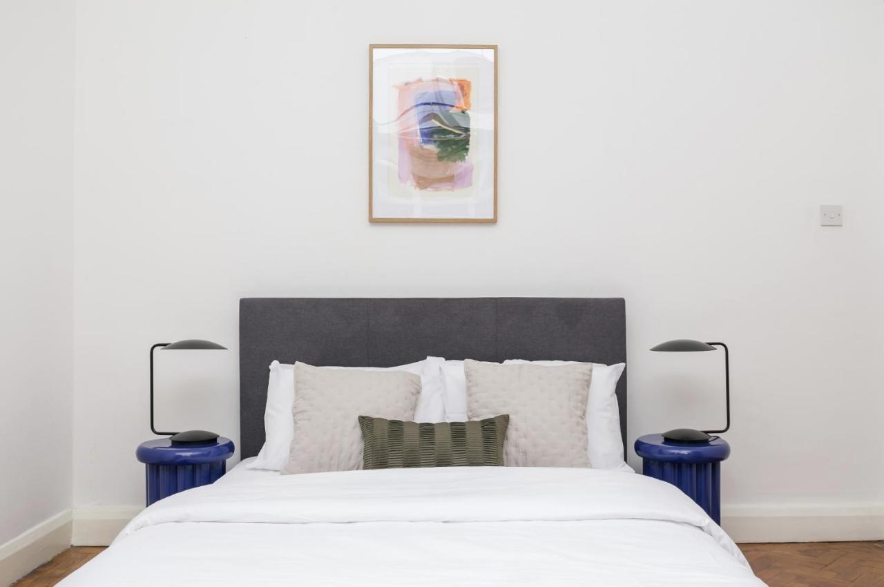 Chic 1 Bedroom Apartment In Bloomsbury, Sleeps 4 Лондон Екстер'єр фото
