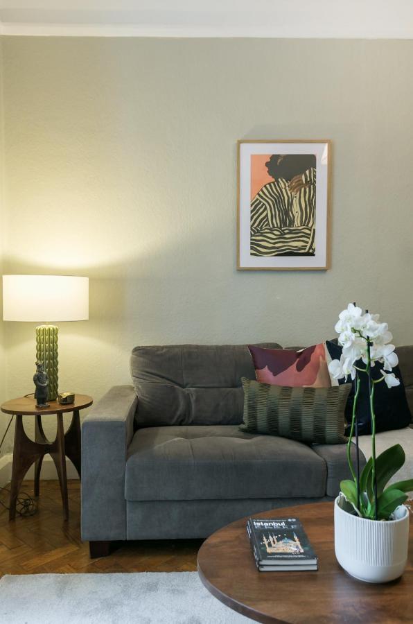 Chic 1 Bedroom Apartment In Bloomsbury, Sleeps 4 Лондон Екстер'єр фото